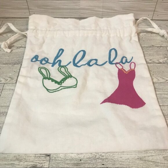 NWOT BUCKHEAD BETTIES Lingerie Embroidered Travel Bag Drawstring Closure - Picture 1 of 7